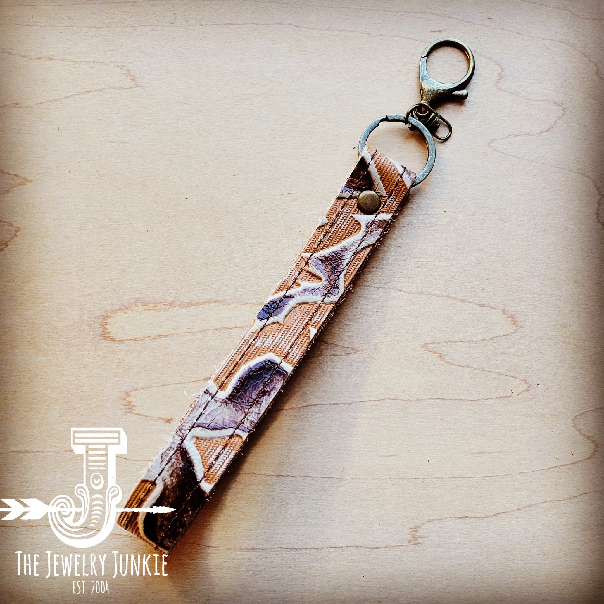 **Embossed Leather Key Chain Strap Sienna Laredo 702c