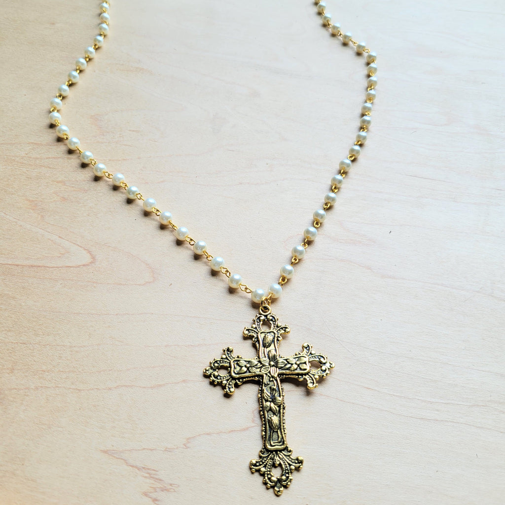 **Pearl Long Beaded Necklace with Antique Gold Cross 255tt
