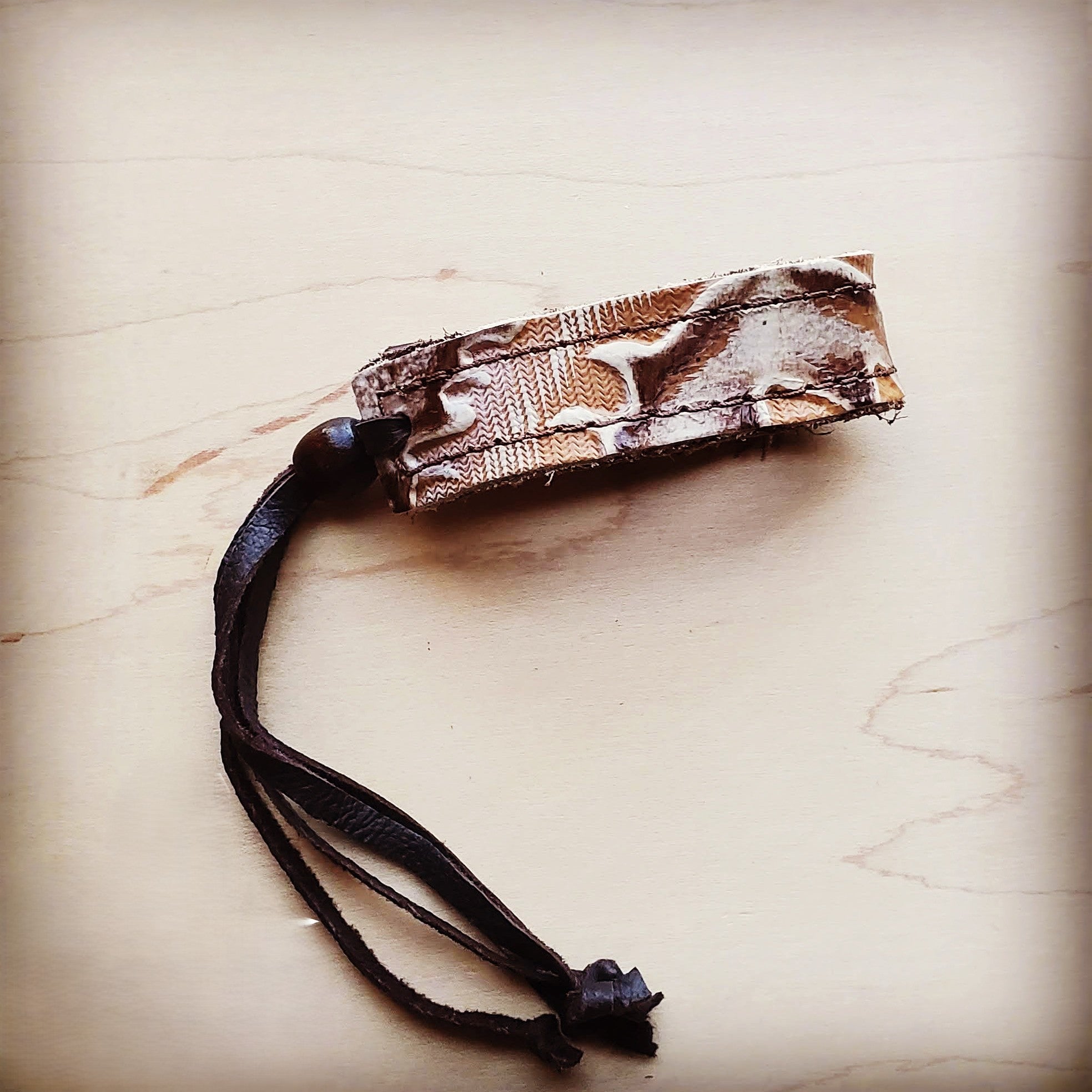 **Narrow Leather Cuff in  Brown and Sienna Laredo 013a