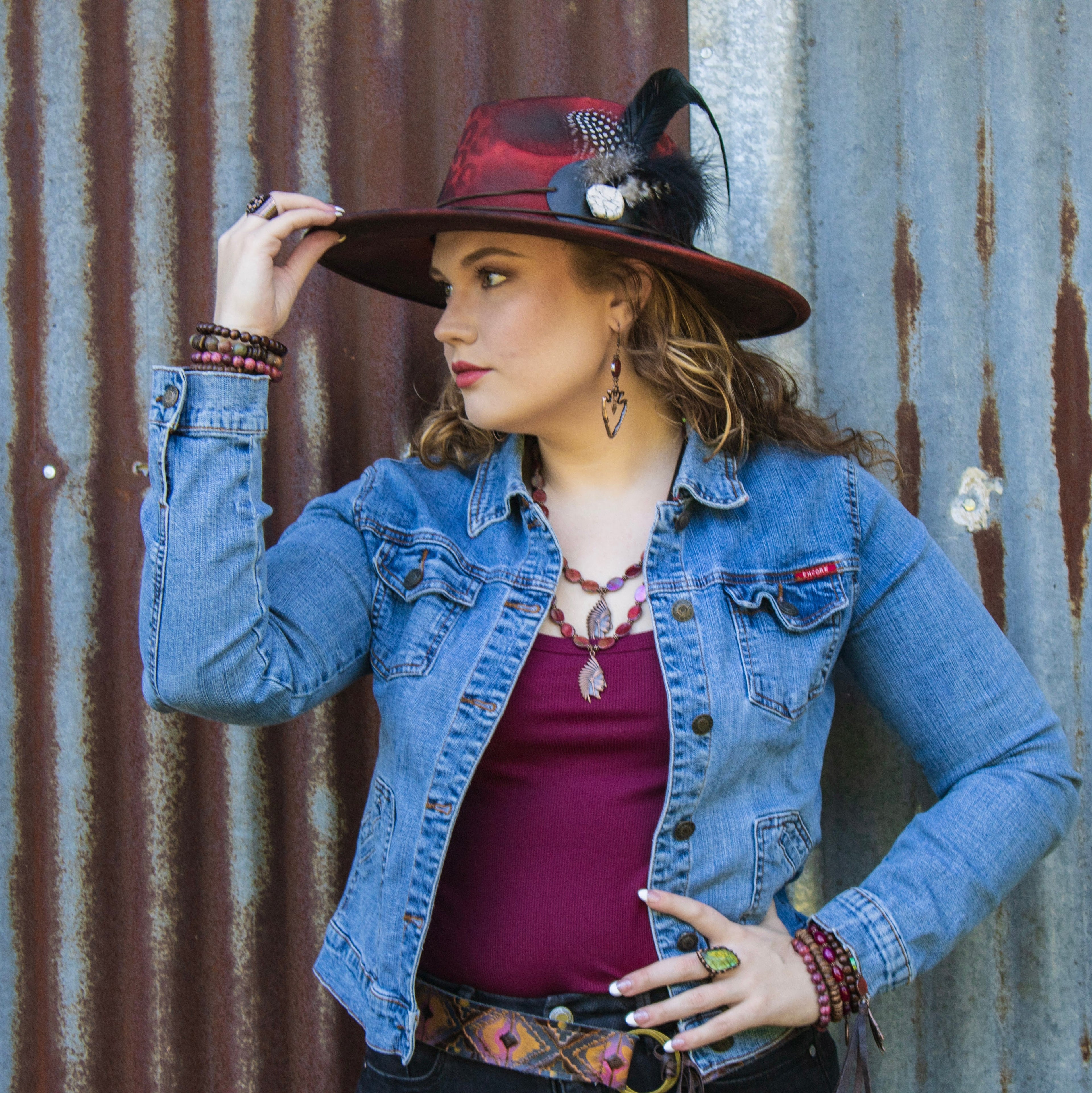 **Natural Pink Jade Beaded Collar Necklace w/ Leather Closure 261o