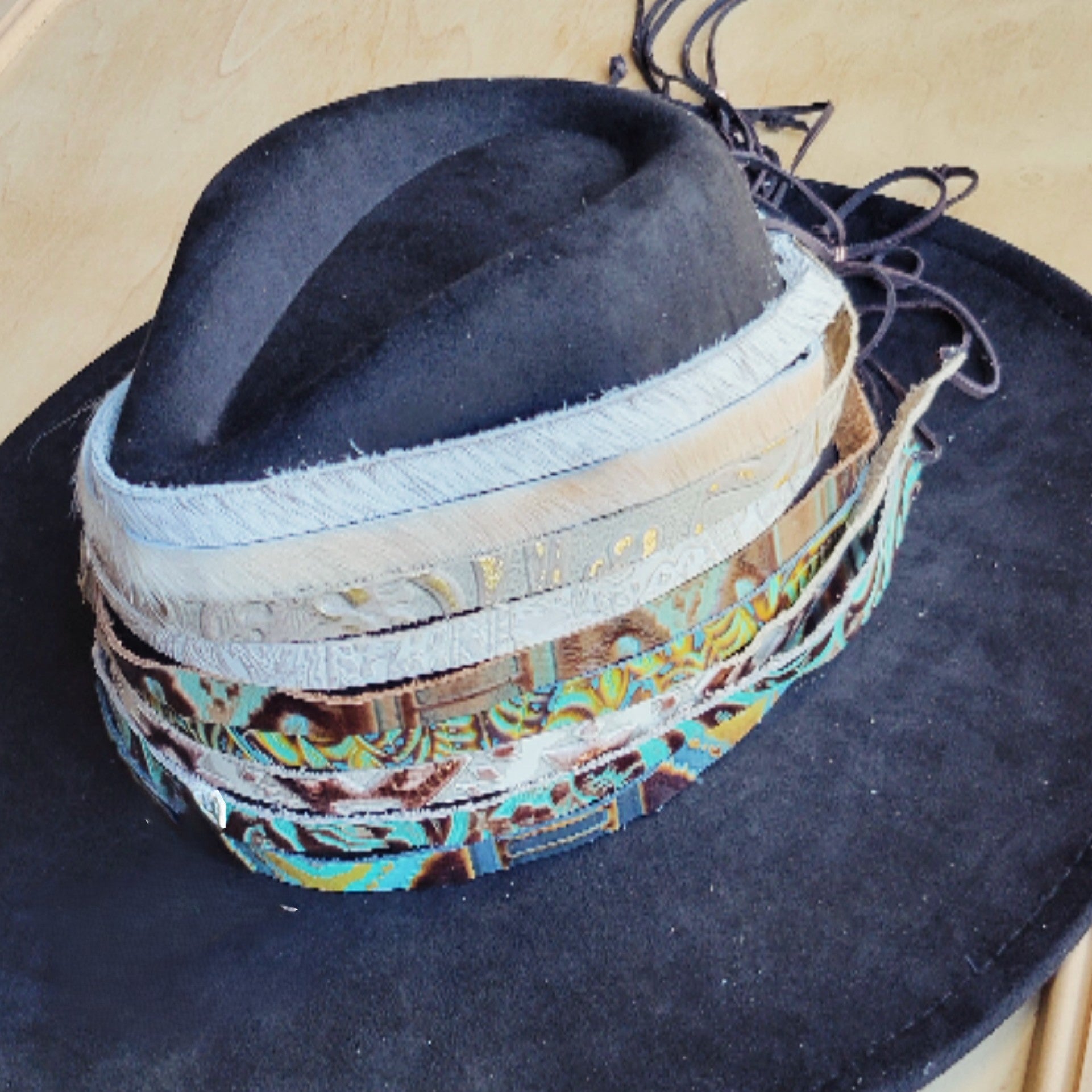 **Tan Steer Embossed Leather Hat Band Only w/ Turquoise 951uu