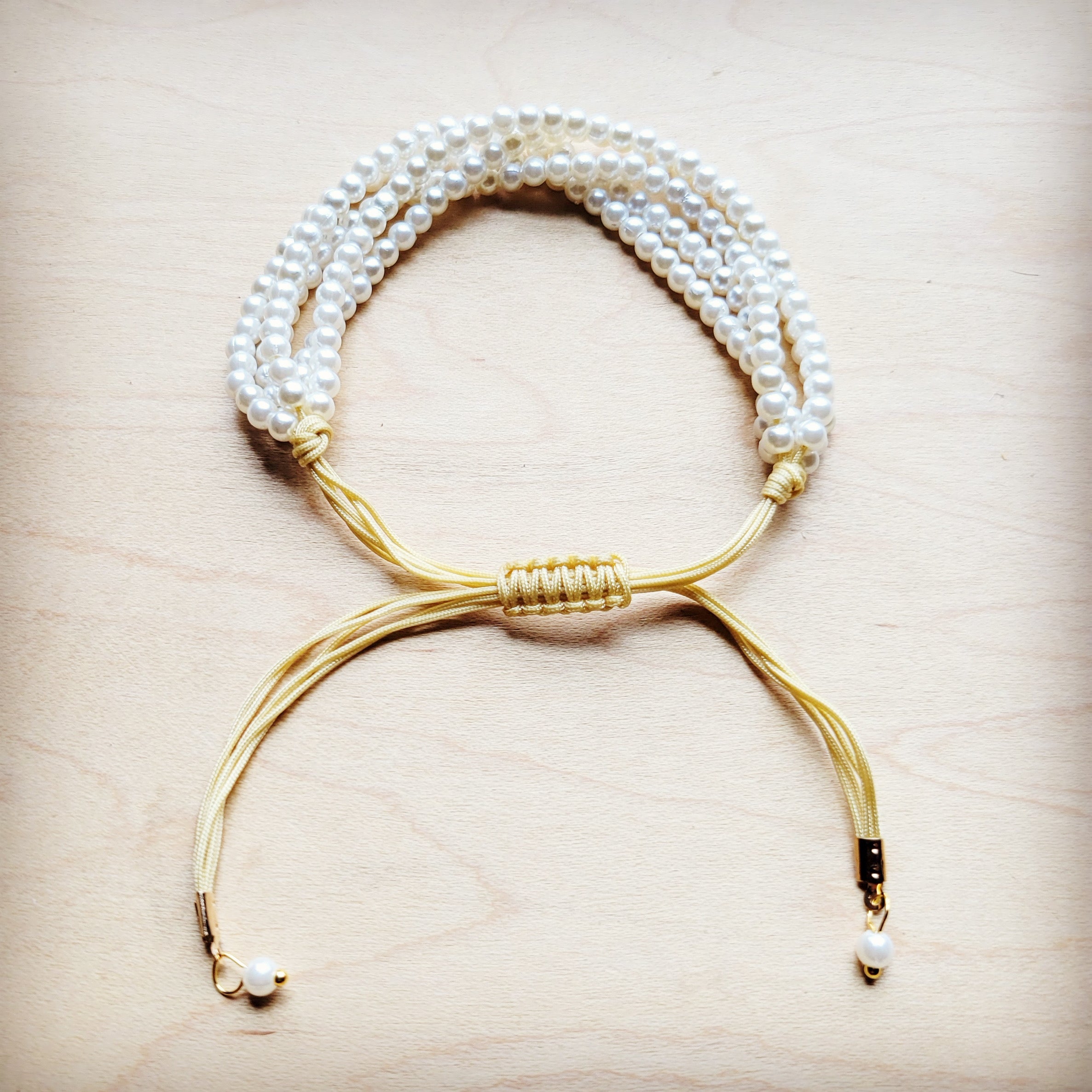 **Pearl Multi-Strand Beaded Bracelet w/ Drawstring Clasp 810L