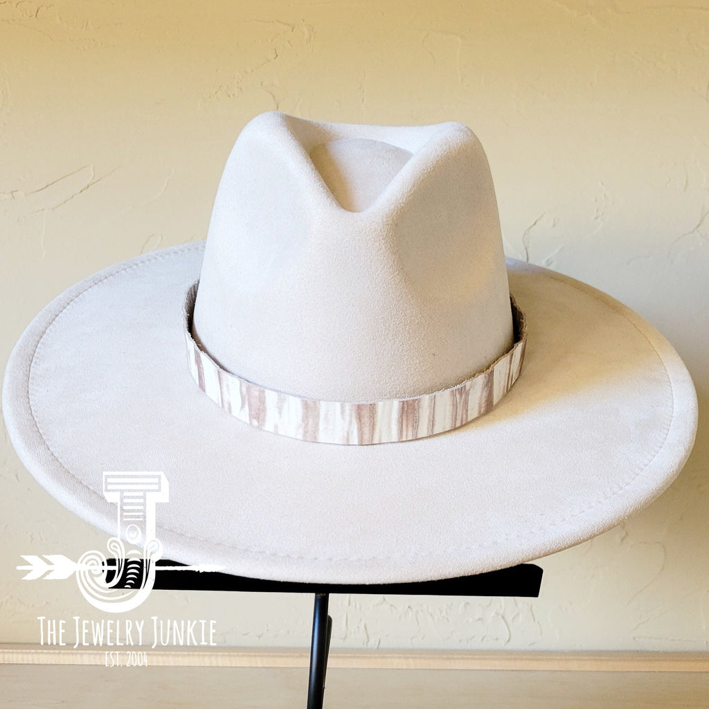 **White Chateau Embossed Leather Hat Band Only 950t