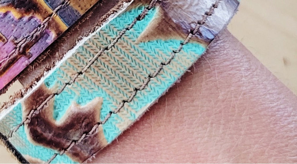 **Narrow Genuine Leather Cuff w/ Velcro Closure 001ot